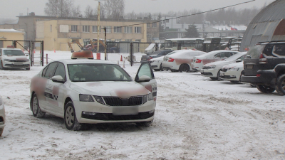 Легальный таксопарк Петербурга за прошлый год вырос на 20 тысяч машин