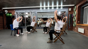 Зарядка для людей «серебряного» возраста. Упражнения для ног и коленных суставов