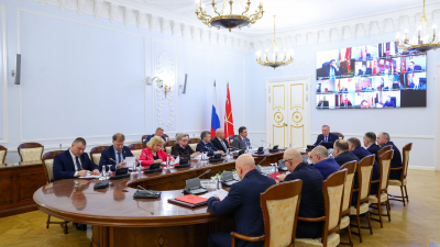 Александр Беглов: В прошлом году в Петербурге ликвидировано 11 нарколабораторий и 30 интернет-магазинов по сбыту наркотиков