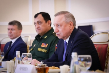 Александр Беглов: Семье погибшего на СВО Андрея Онькина вручили Золотую звезду Героя России