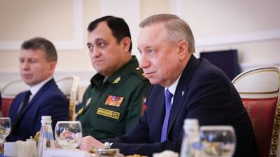 Александр Беглов: Семье погибшего на СВО Андрея Онькина вручили Золотую звезду Героя России