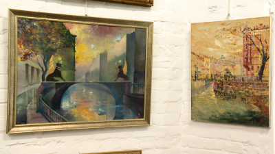 На Кронверкском проспекте открылась галерея для художников из новых регионов в рамках проекта «Культурный код»