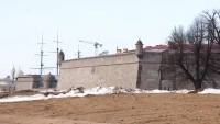 Гранитные стены Петропавловской крепости обновят до конца 2026 года