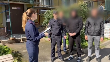 Суд вынес приговор мужчине, который до смерти избил своего 60-летнего дядю в Тихвине