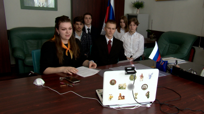 Школьники Адмиралтейского района хотят увековечить память о бадаевских складах