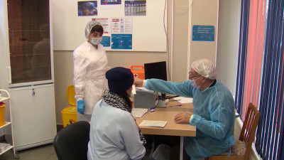 Заболеваемость гриппом и ОРВИ в Петербурге выросла на 4,9% за неделю