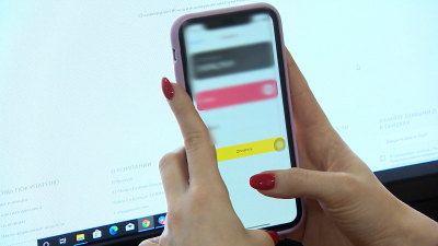 Шестиклассница выбросила из окна рюкзак с миллионом: в Петербурге задержали 16-летнюю пособницу мошенников