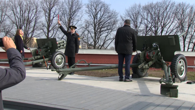 165-летие Клиники высоких технологий СПбГУ отметили выстрелом в Петропавловской крепости