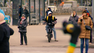 В Петербурге предложили создать стандарт профессии курьера