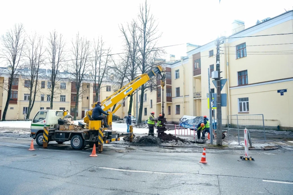 На улице Ткачей в Невском районе начали масштабную модернизацию освещения - tvspb.ru