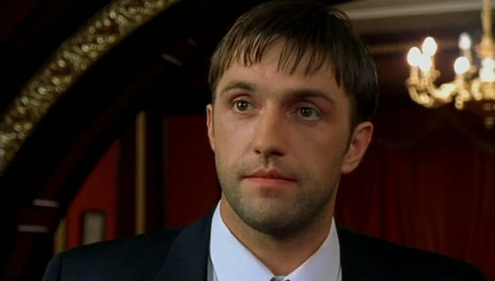 Президент Путин присвоил Владимиру Вдовиченкову звание Народного артиста России - tvspb.ru