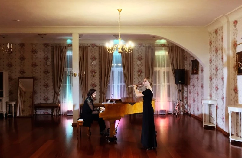 Петербуржцев и гостей города пригласили на цикл концертов «Елагинские вечера» - tvspb.ru