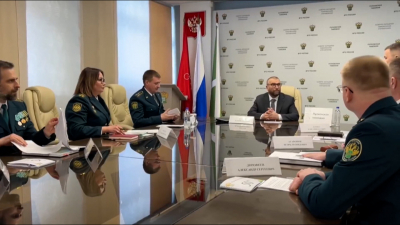 Глава ФТС России проверил работу таможенного поста в аэропорту Пулково