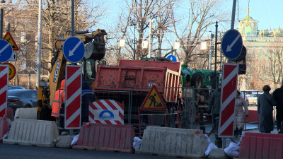 Четыре троллейбусных маршрута изменили из-за ремонта на Невском