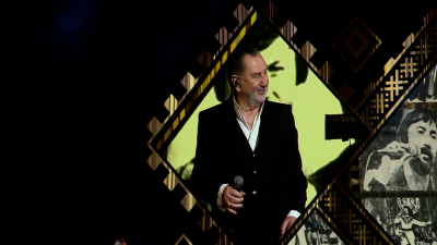 Полный зал и любимые песни: ансамбль «Сябры» выступил в Петербурге