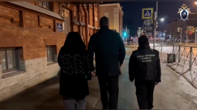 В Петербурге задержали женщину, которая легализовывала мигрантов, подделывая документы