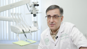 Топ самых вредных для зубной эмали напитков: кофе, чай и даже йогурт