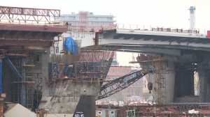Возведение Большого Смоленского моста идёт с опережением графика