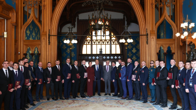 Ветеранам СВО – участникам программы переподготовки МГИМО – вручили дипломы