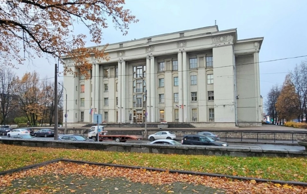Историческому зданию Невского райсовета присвоили статус регионального памятника - tvspb.ru