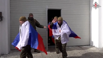 300 российских военных вернулись домой: Миноброны сообщило об обмене пленными с Украиной