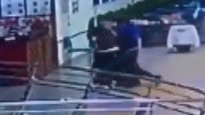 В Петербурге задержан подозреваемый в нападении с ножом на подростка в ТЦ Приморского района