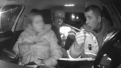 Пьяная петербурженка осталась без прав, отправившись кормить собачку