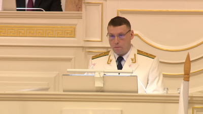 Владимир Путин назначил Виктора Мельника заместителем генпрокурора России