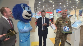 Александр Беглов: 400-тысячную карту болельщика в Петербурге оформил ветеран СВО