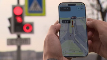 Умный город: навигаторы в Петербурге начали отображать сигналы светофоров