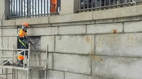 В Петербурге укрепили и обновили облицовку Атаманского моста