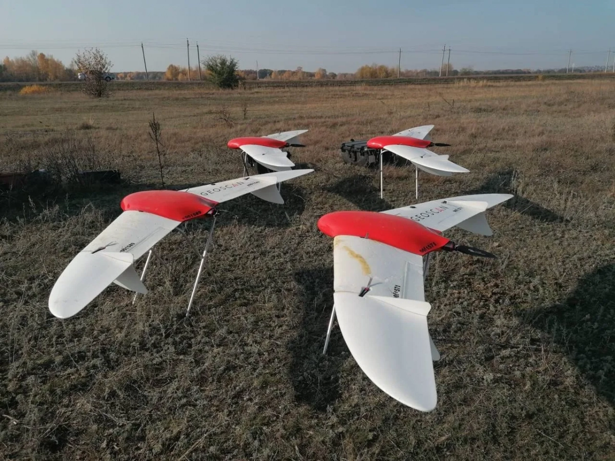 Плановое обследование с воздуха: гражданские беспилотники работают в трёх районах Петербурга - tvspb.ru