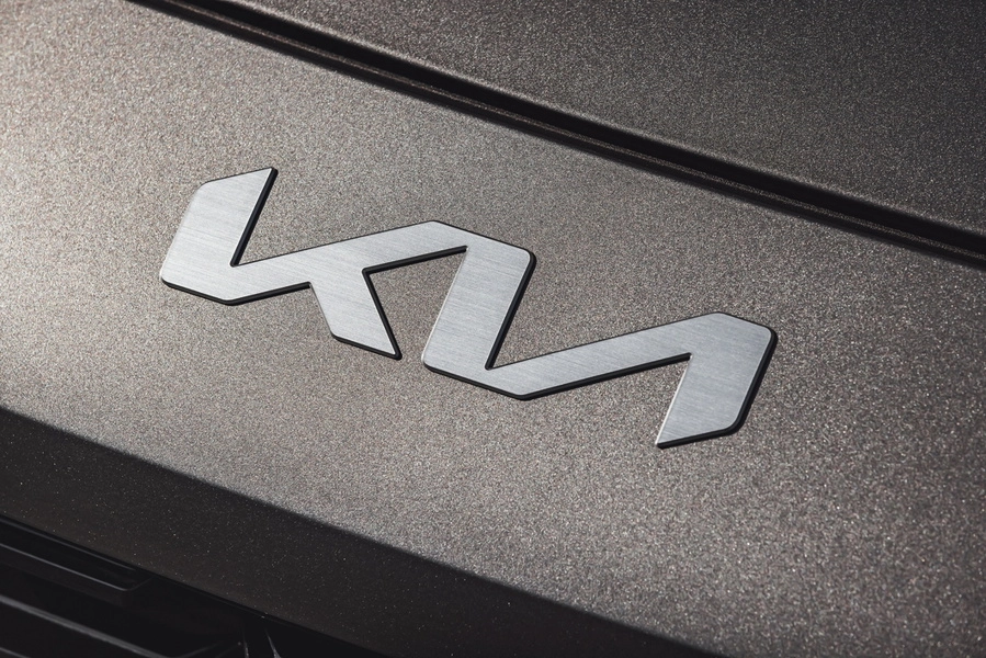 Kia отзывает в РФ 33 тысячи машин Rio из-за возможного короткого замыкания - tvspb.ru