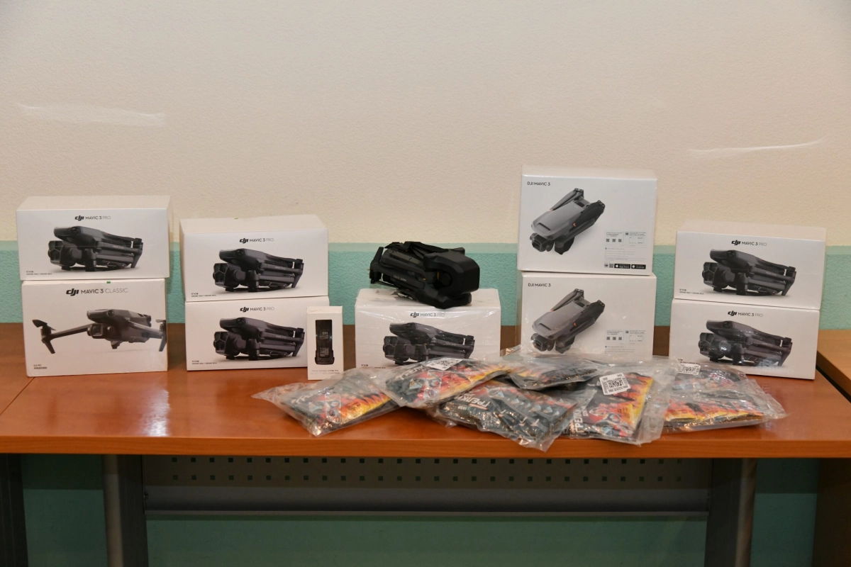 Таможенники СЗТУ передали в зону боевых действий девять квадрокоптеров - tvspb.ru