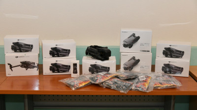 Таможенники СЗТУ передали в зону боевых действий девять квадрокоптеров