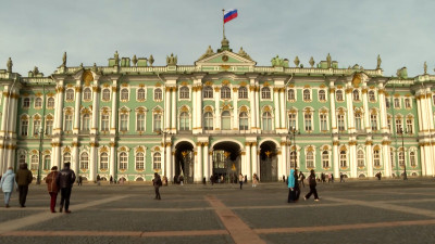 Эрмитаж сделал вход свободным в честь 8 Марта