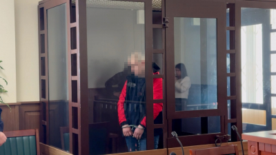 Петербуржца, который ударил ножом курсанта института МВД, заключили под стражу до 10 мая