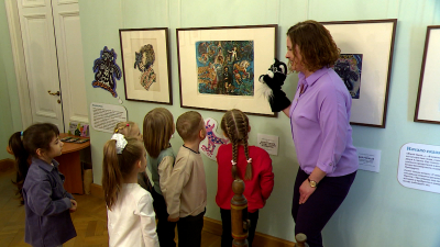 Школьникам в Петербурге устроили культурные каникулы