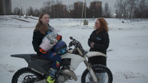 Девушки в мотокроссе