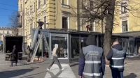 На Кронверкском проспекте снесли незаконный ресторан-пристройку