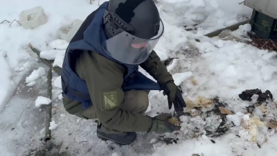 Более 19,5 тыс. взрывоопасных предметов, «вантузы» с дронов и мины: как саперы МЧС разминируют курское приграничье