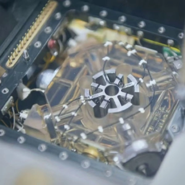 «Глушилка» на любой платформе: Ростех представил новый модуль РЭБ для защиты от беспилотников - tvspb.ru