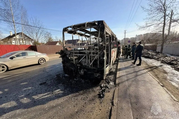 В Мурино сгорел рейсовый автобус - tvspb.ru