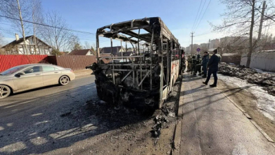 В Мурино сгорел рейсовый автобус
