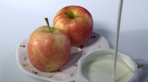 Поели, теперь можно и поесть. В чём причина избыточного аппетита и как избежать переедания?