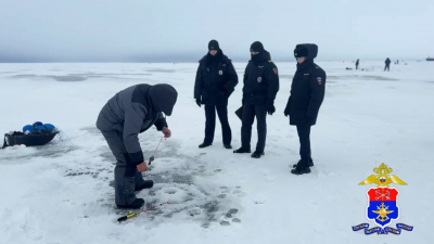 Иностранец, находящийся в федеральном розыске, попался транспортной полиции Петербурга во время рыбалки
