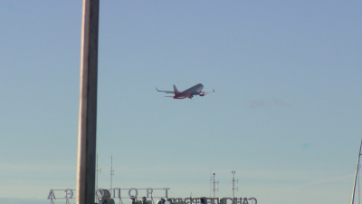 Около 4500 туристов планируют вывезти из ОАЭ и Омана в Россию 3 марта