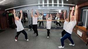 Зарядка для людей «серебряного возраста». Упражнения для гибкости позвоночника и суставов