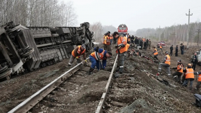 Всех пассажиров сошедшего с рельсов поезда под Ульяновском эвакуировали