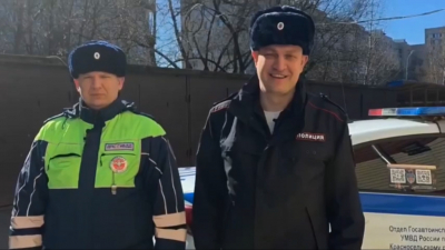 20 км за считаные минуты: как петербургские инспекторы ДПС спасли 11-месячного малыша в час пик